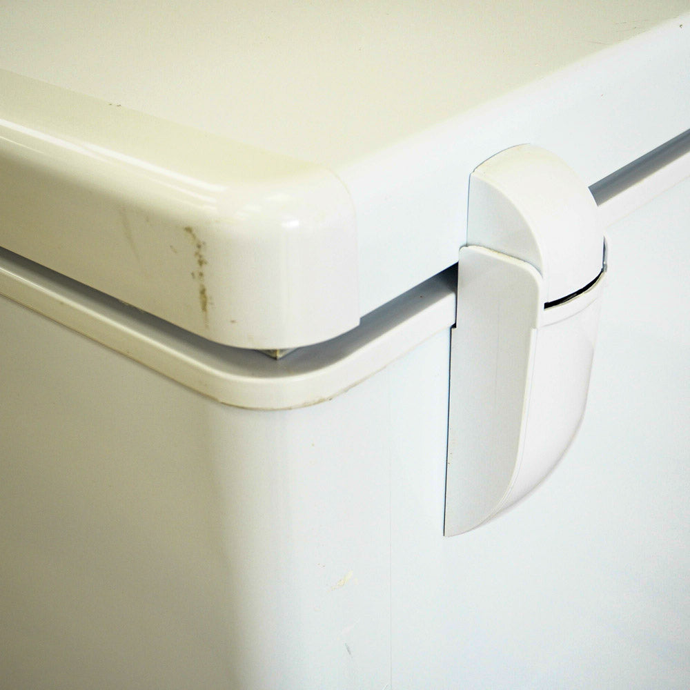 49x25x33-Inch Danby Freestanding Chest Freezer with Basket