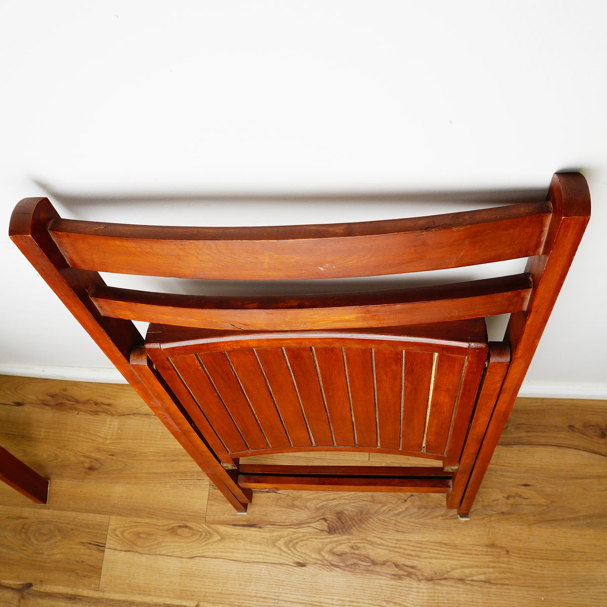 Set of 2 Wooden Slatted Folding Chair – 1.75-Inch Collapsed Depth
