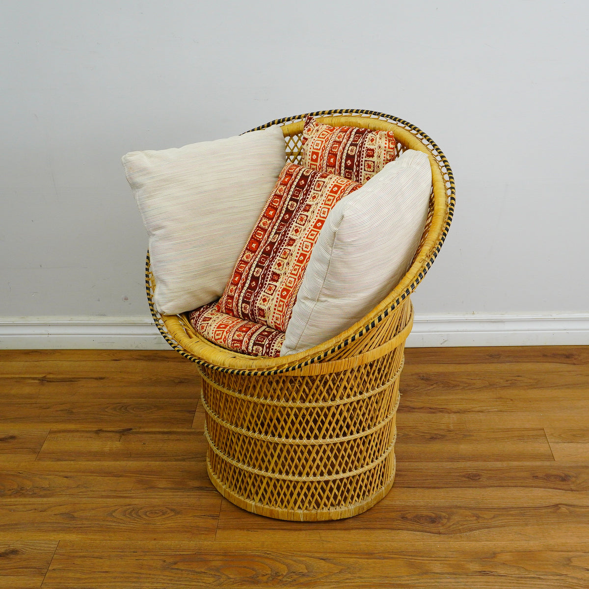 29x22-Inch Woven Wicker Accent Chair with Cushions – 3x Patterned, 2x Striped