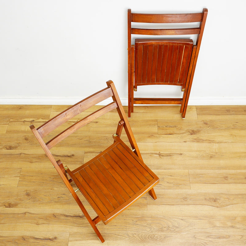 Set of 2 Wooden Slatted Folding Chair – 1.75-Inch Collapsed Depth
