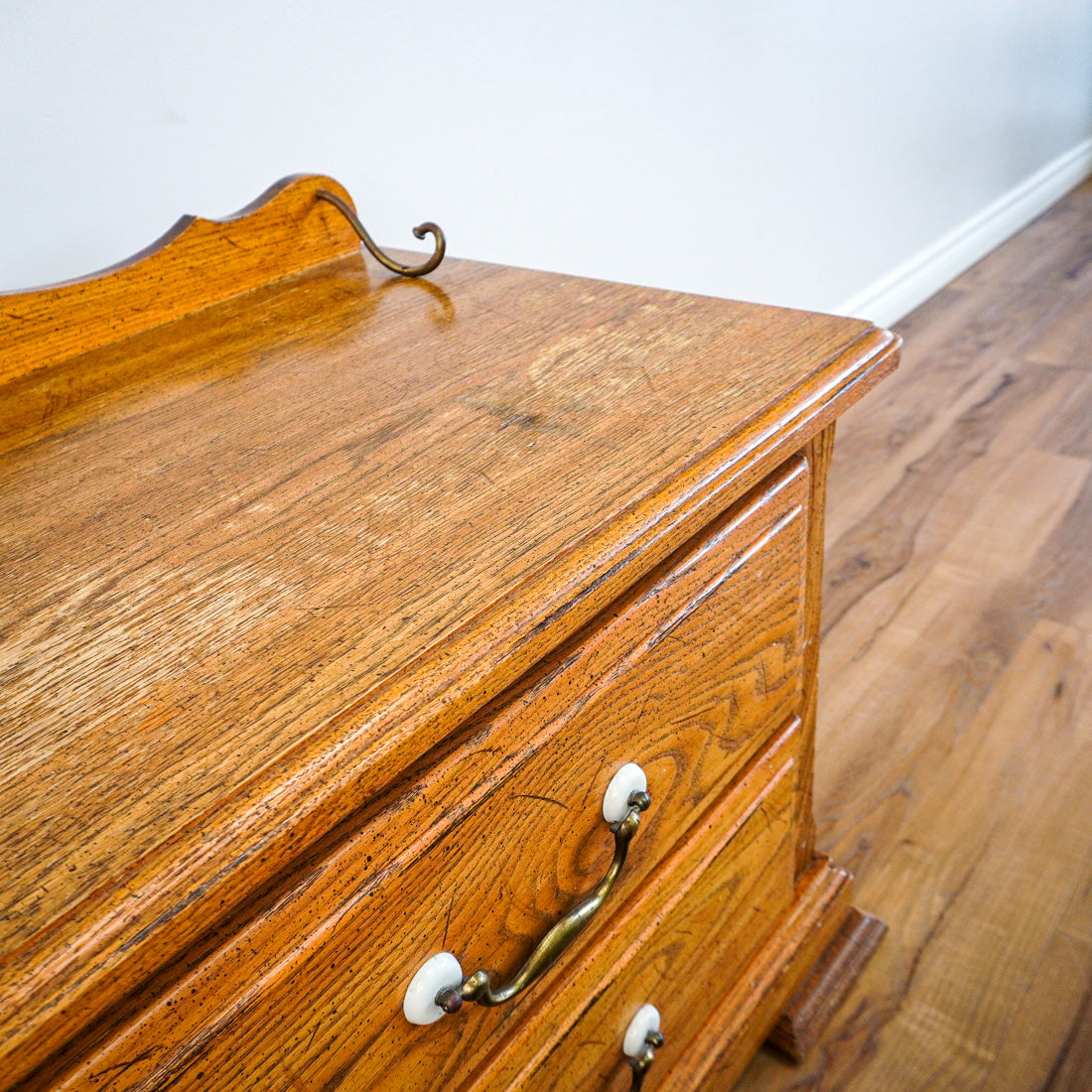 45-Inch W Hardwood Storage Chest with Organizer