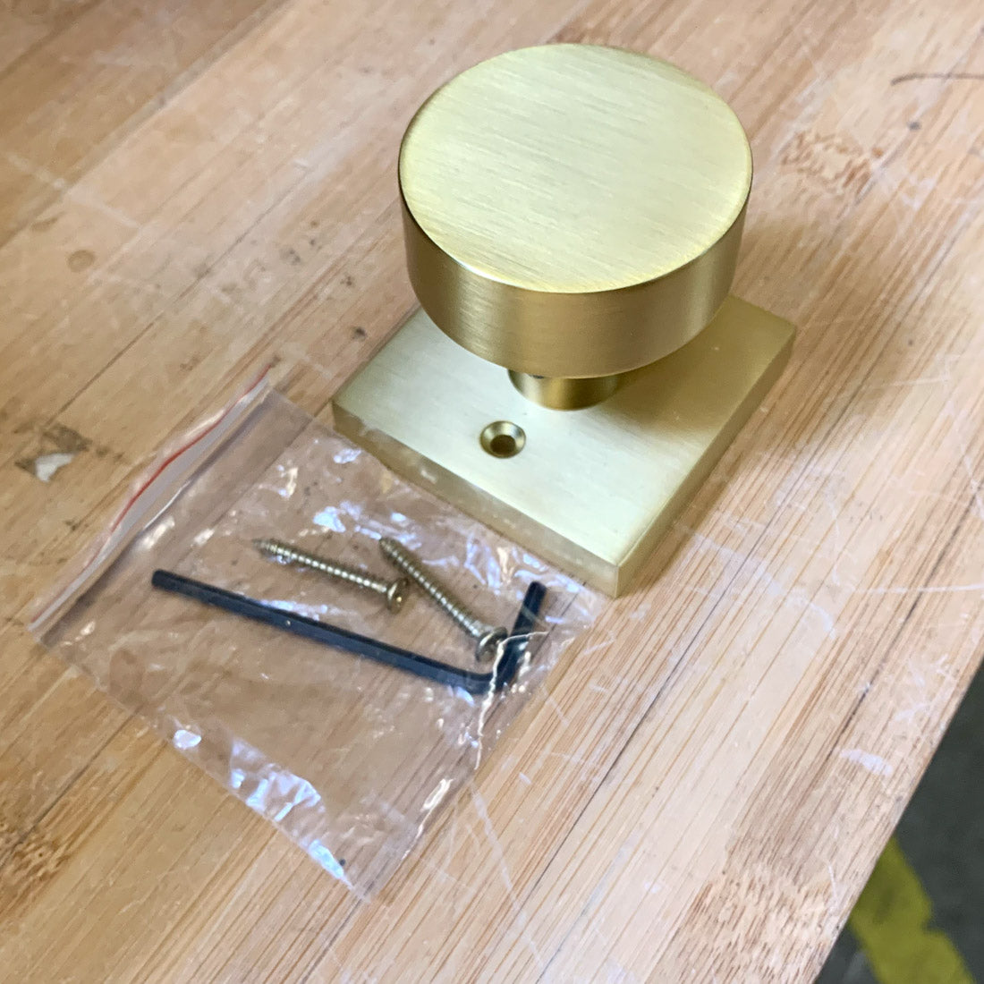 Lisbon Single Dummy Door Knob – Satin Brass Gold