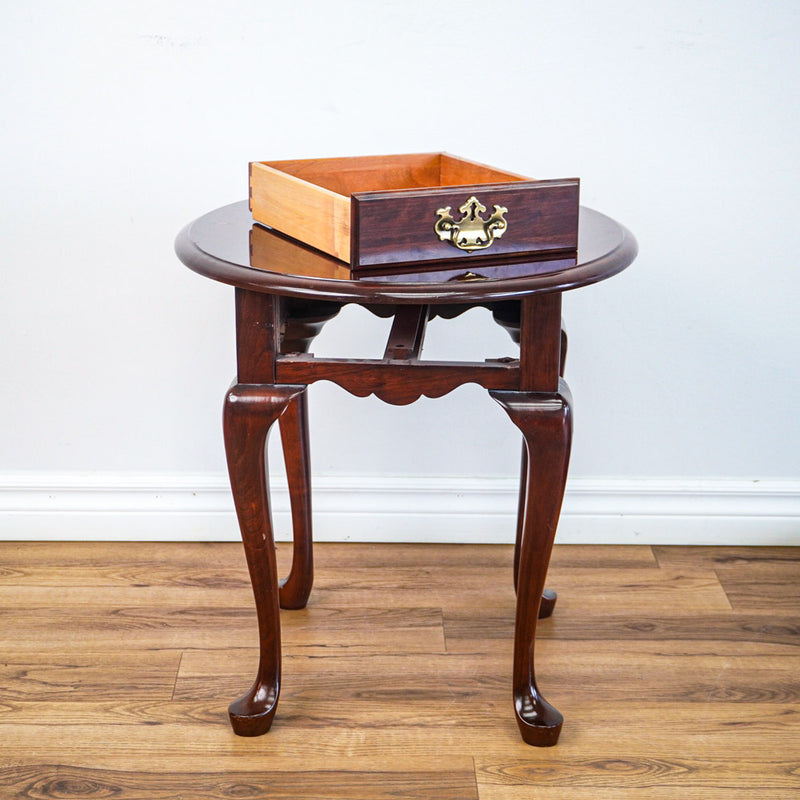25-Inch Pennsylvania House Furniture Side Table