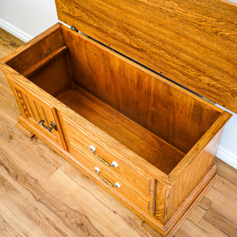 45-Inch W Hardwood Storage Chest with Organizer