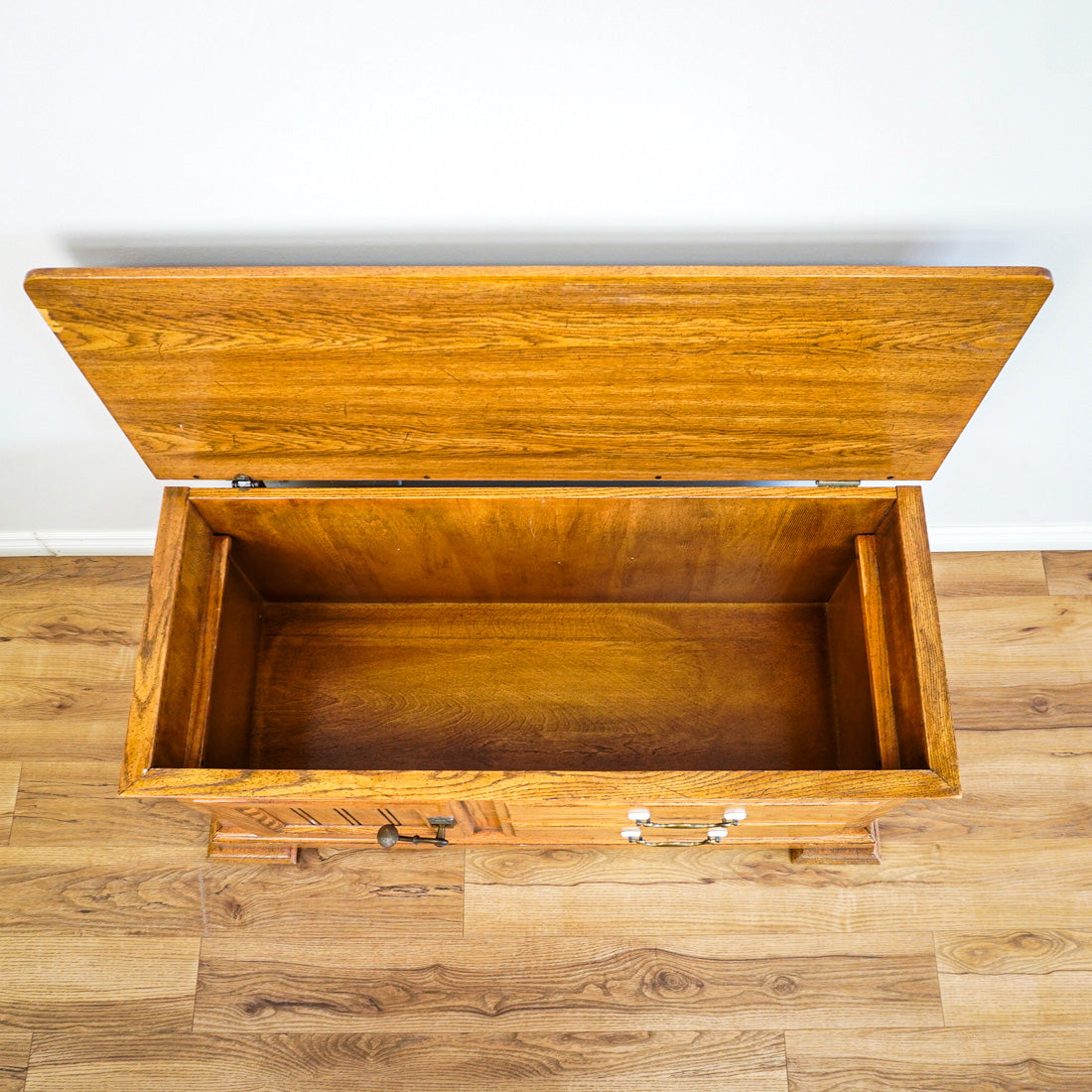 45-Inch W Hardwood Storage Chest with Organizer