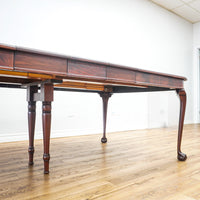 96-Inch Queen Anne Dining Table With 3 Leaves And 8 Chairs