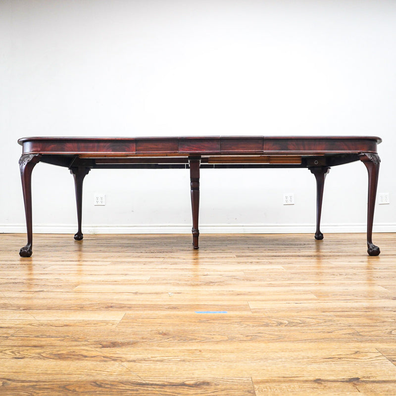 96-Inch Queen Anne Dining Table With 3 Leaves And 8 Chairs