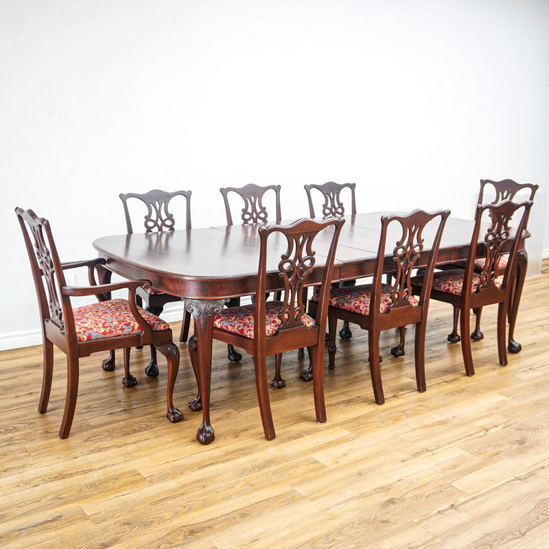 96-Inch Queen Anne Dining Table With 3 Leaves And 8 Chairs