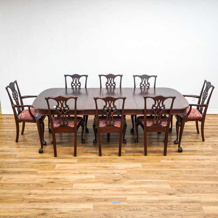 96-Inch Queen Anne Dining Table With 3 Leaves And 8 Chairs