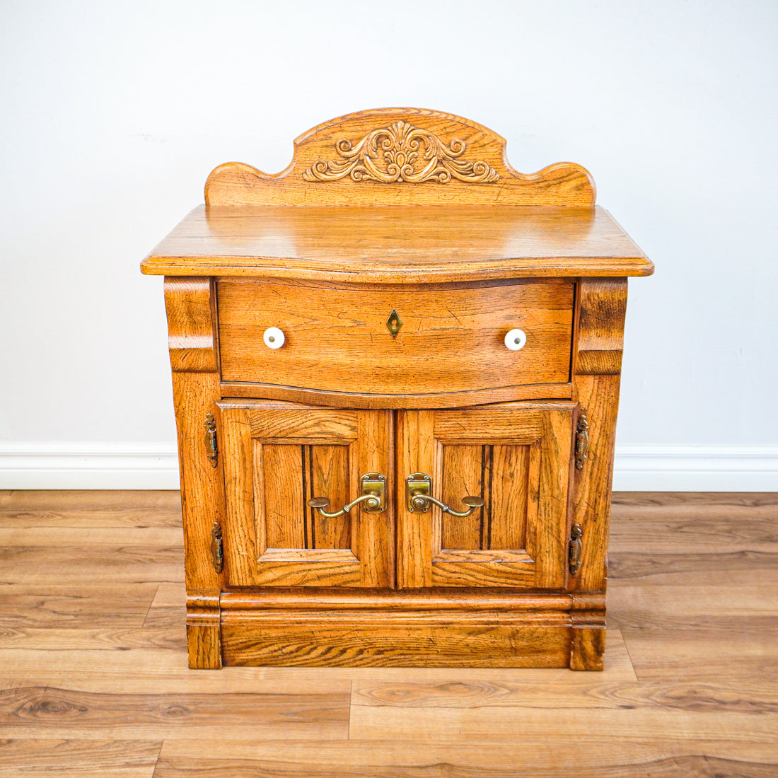 32-Inch W Hardwood Nightstand with 2-Door Cabinet & 1-Drawer