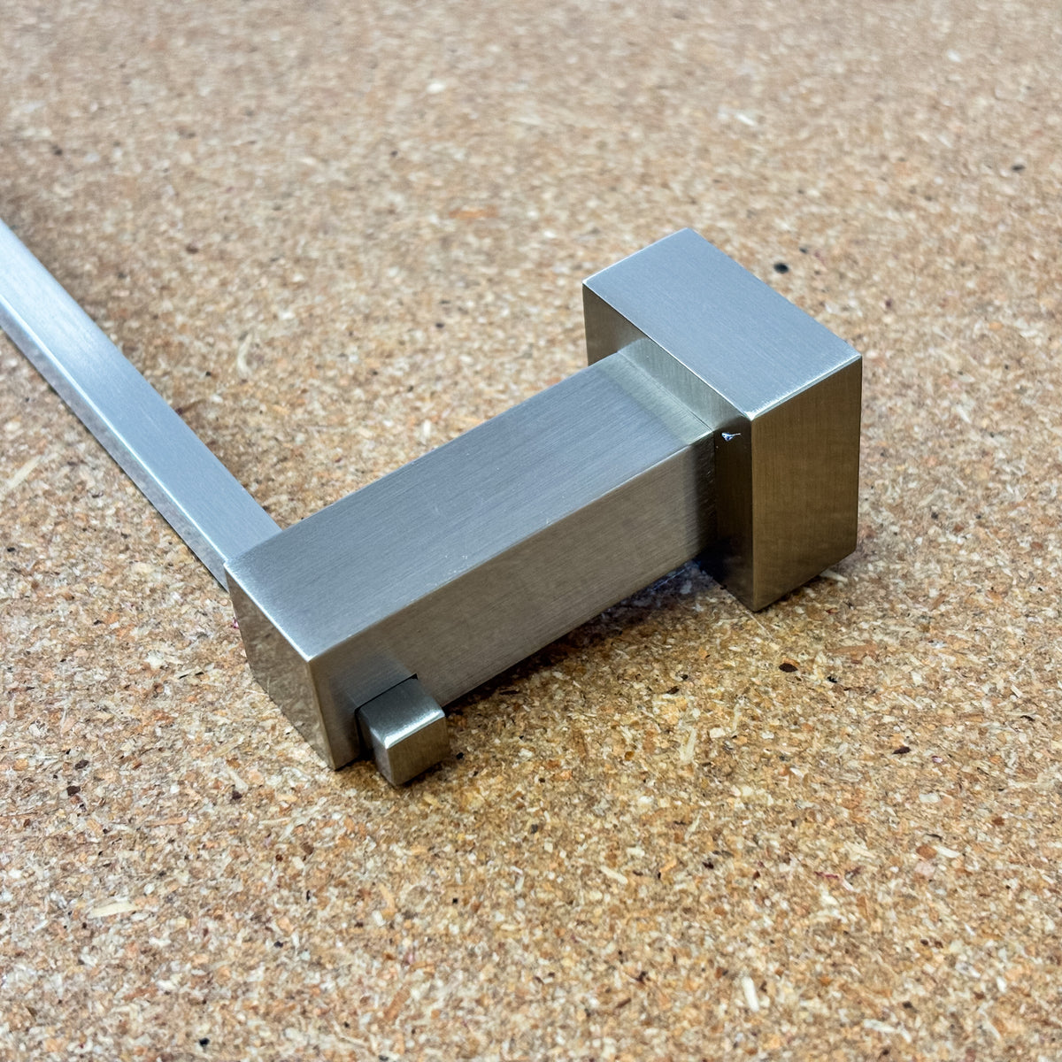 Daytona 18-Inch Towel Bar in Satin Nickel, MH1518SN