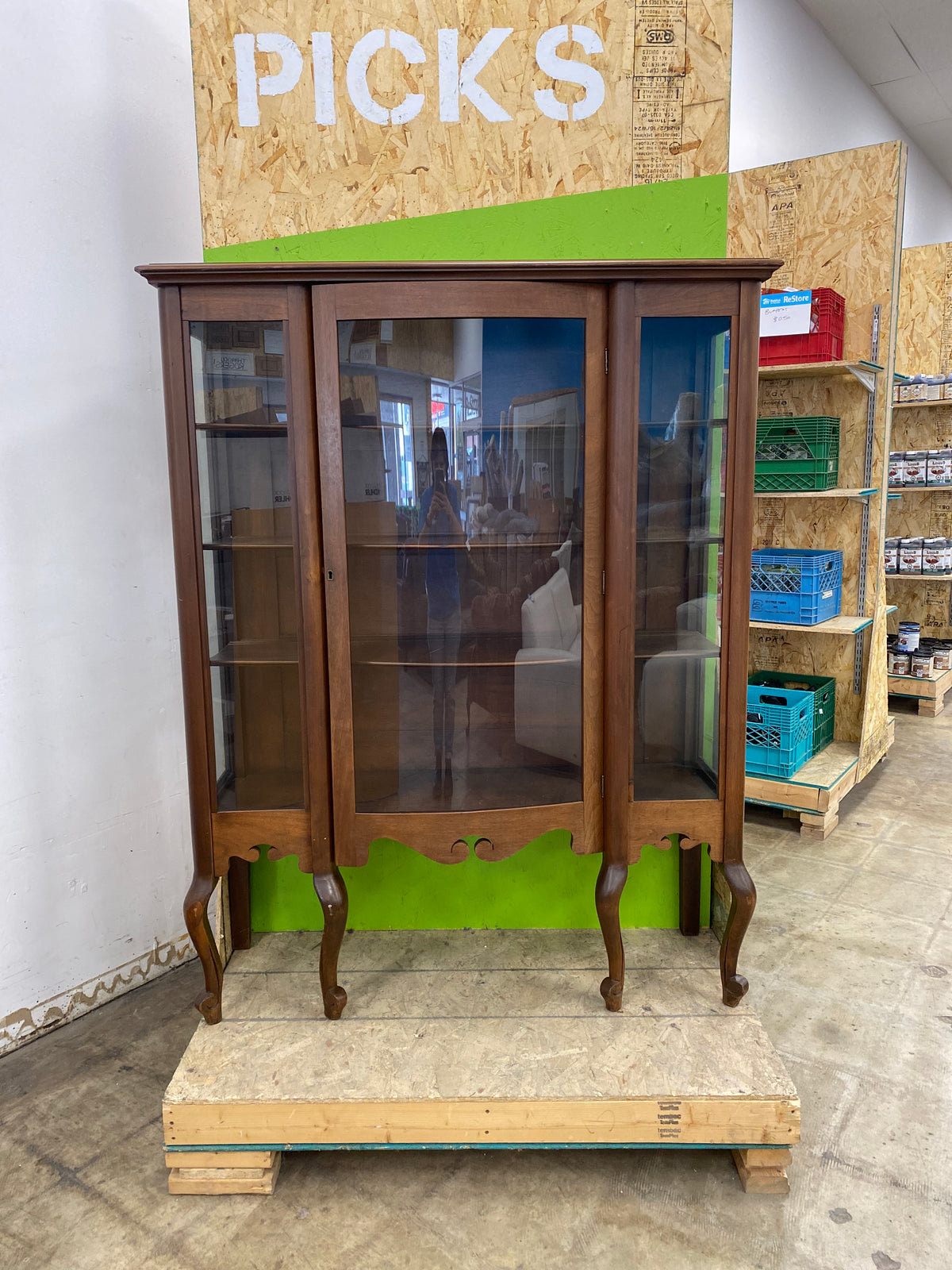 Traditional Display Cabinet