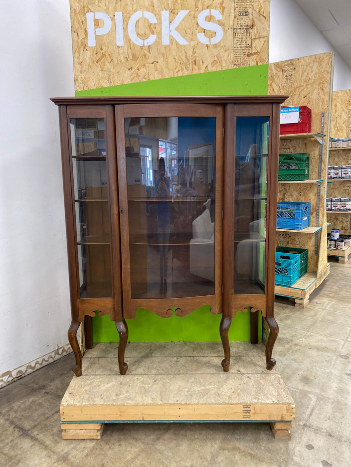 Traditional Display Cabinet