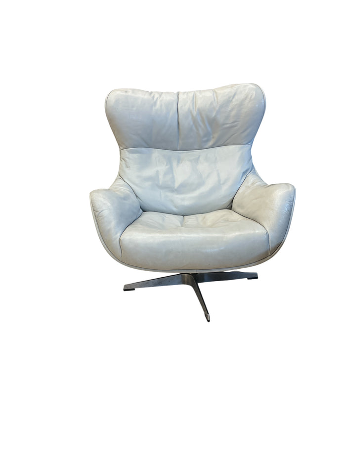 EQ3 Modern Swivel Lounge Chair