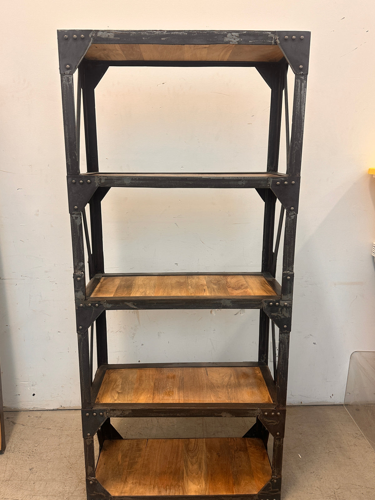 Rustic 5 Shelve