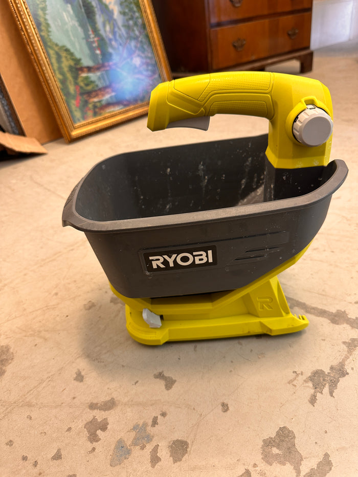Ryobi salt spreader