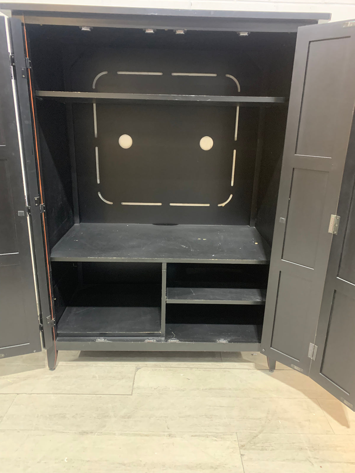 Entertainment Console Wardrobe