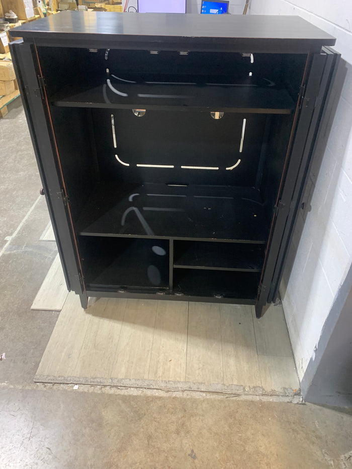 Entertainment Console Wardrobe