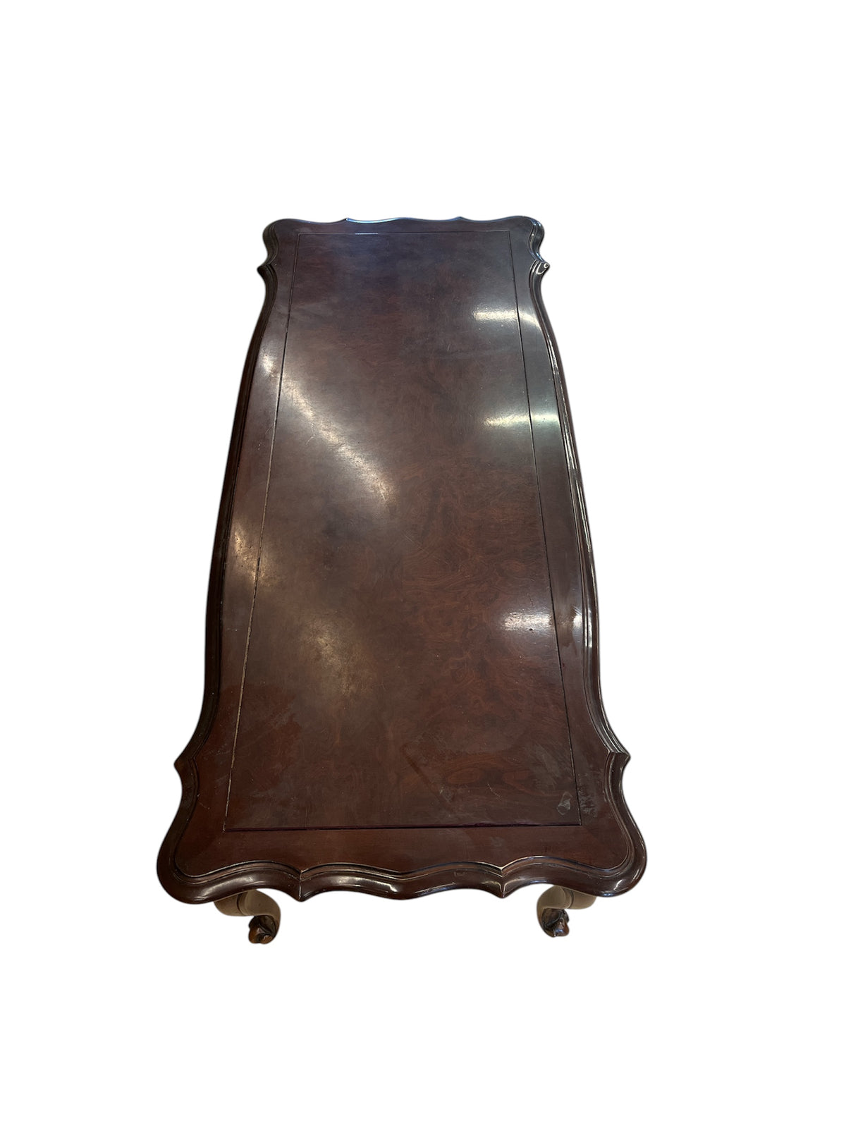 Wooden Coffee Table with Turned Legs
