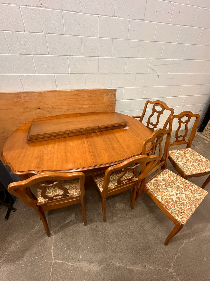 Wooden table w/ 5 chairs