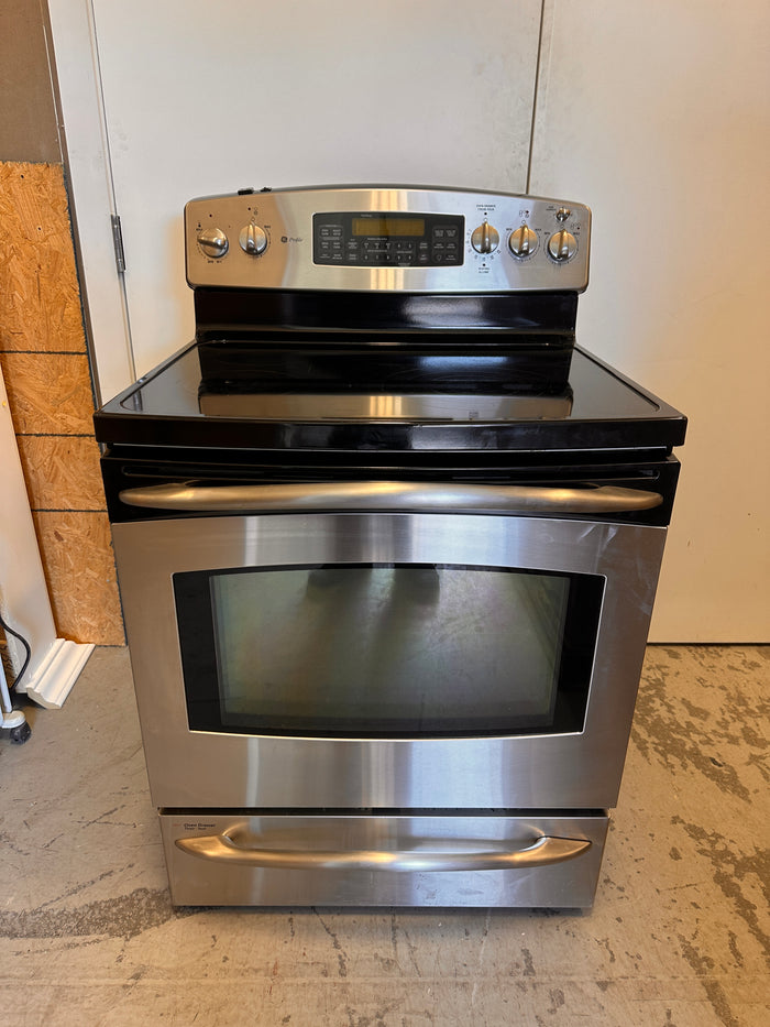 30" GE Electric glasstop stove