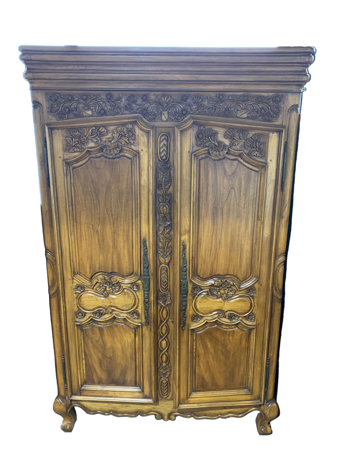 Grand Wooden Dresser/Entertainment Console