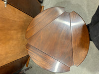 Folding triangle/circle table