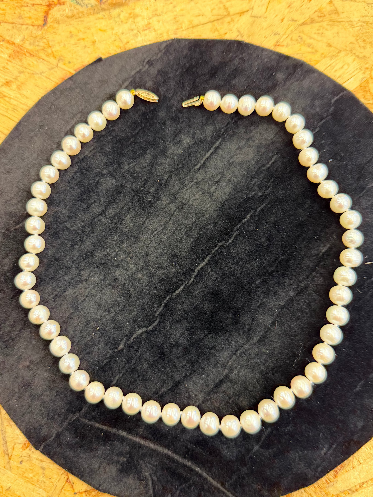 Vintage 14K Yellow Gold and Lustrous Cultured Pearl Strand Necklace