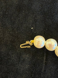 Vintage 14K Yellow Gold and Lustrous Cultured Pearl Strand Necklace