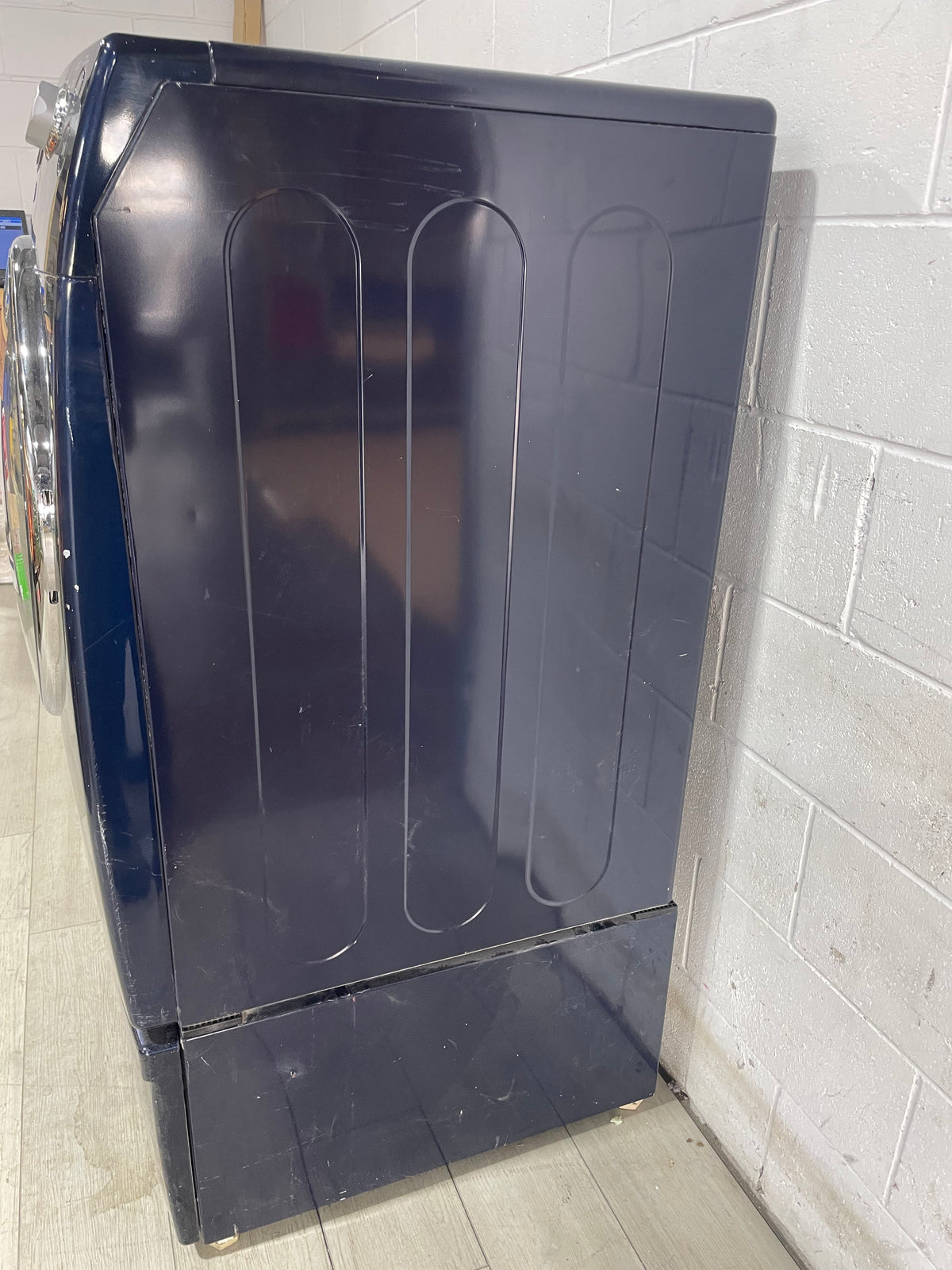 27"W SAMSUNG Dryer