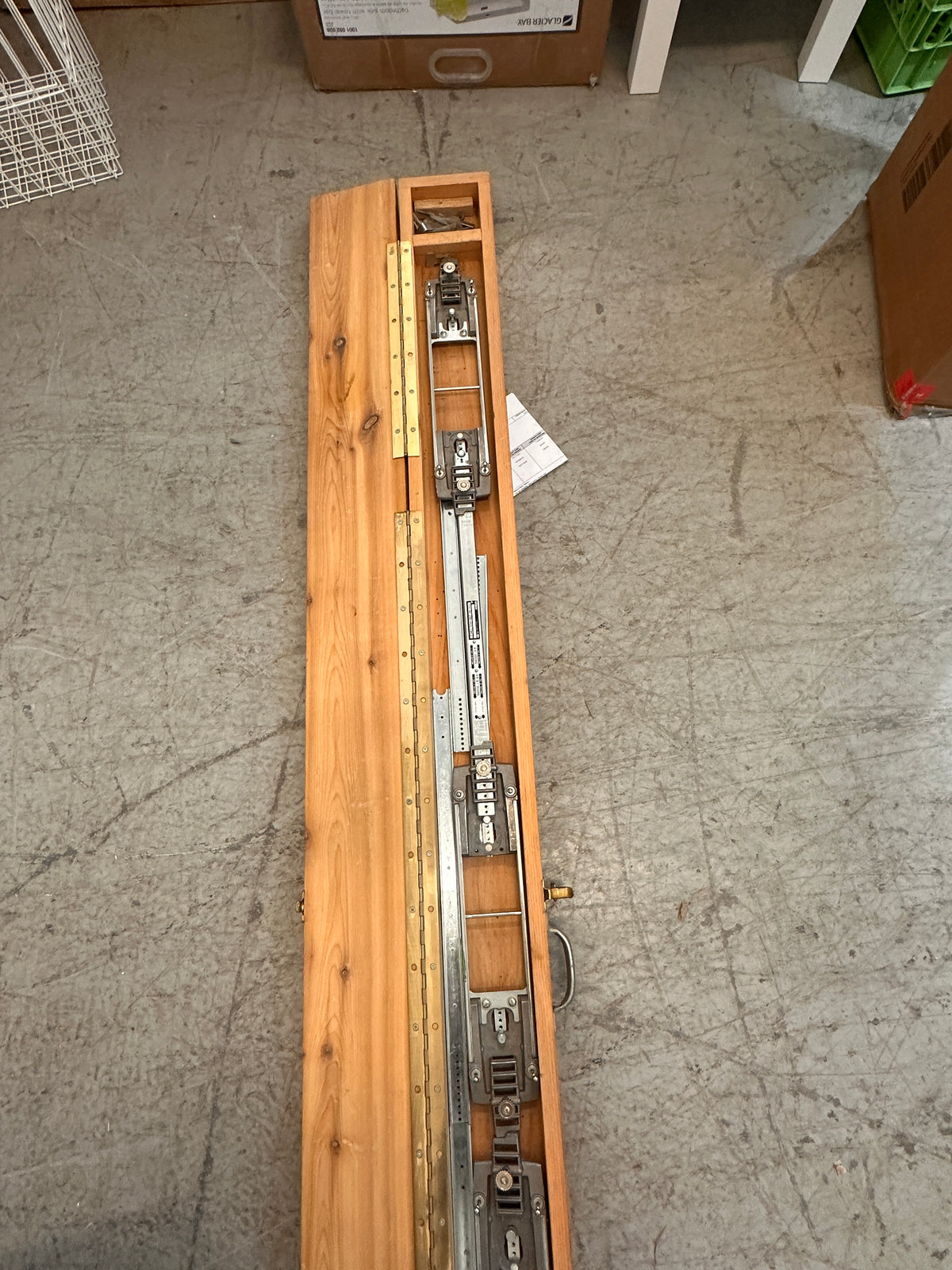 Door and jamb hinge template