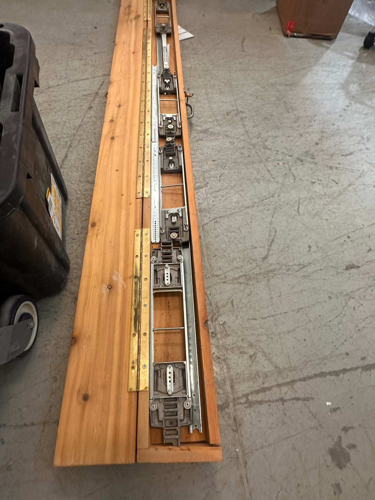 Door and jamb hinge template