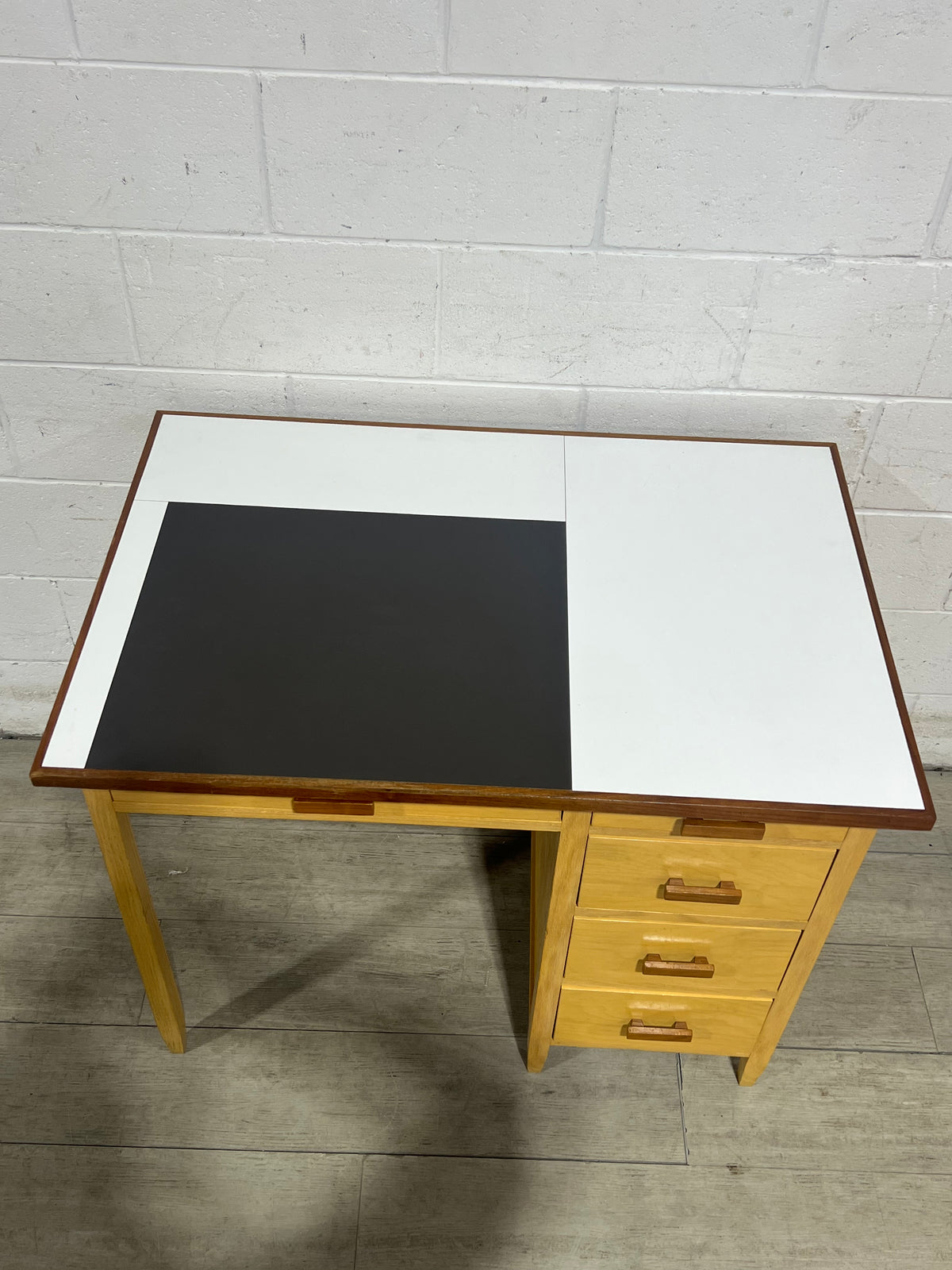 Office Desk With 4 Drawers