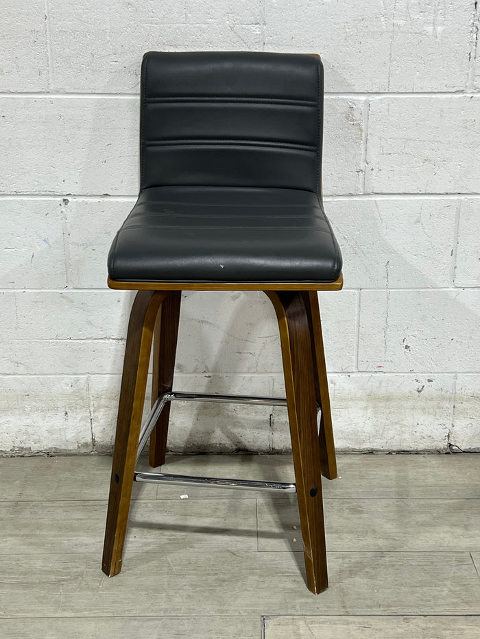 Vienna Swivel Bar Stool