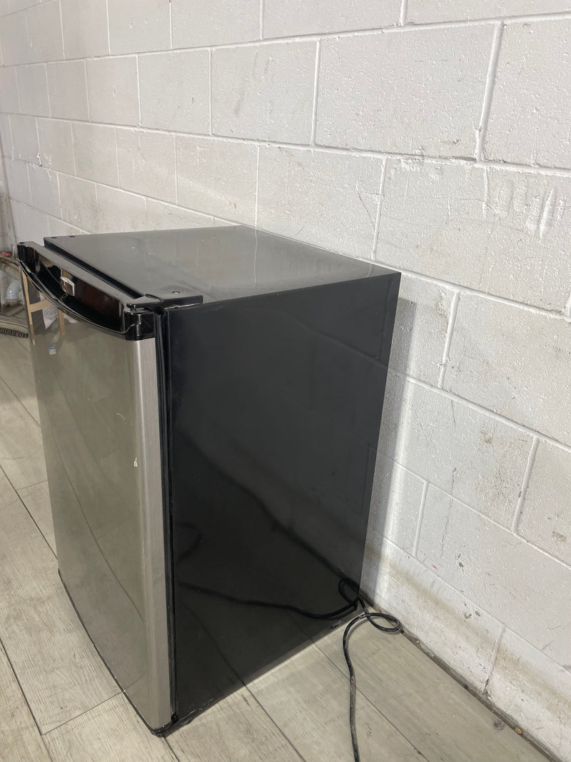 20.5"W Danby premiere mini fridge
