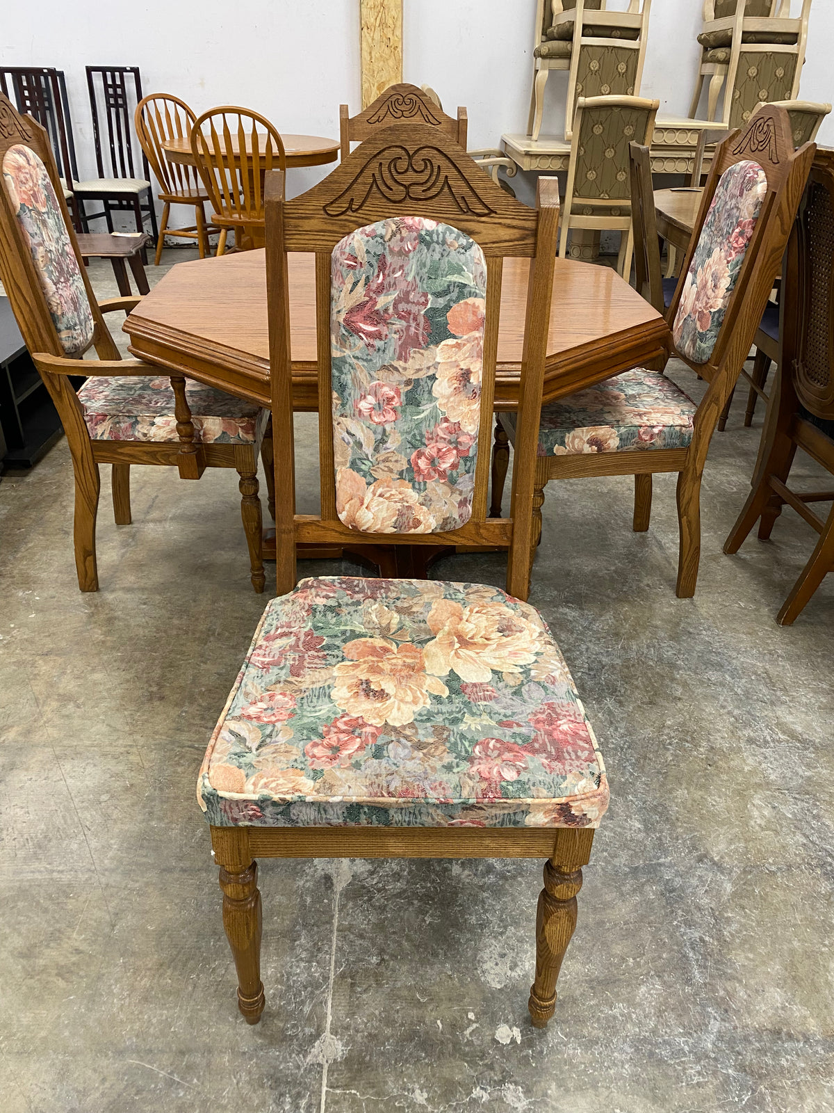 5 Piece Oak Floral Dining Set