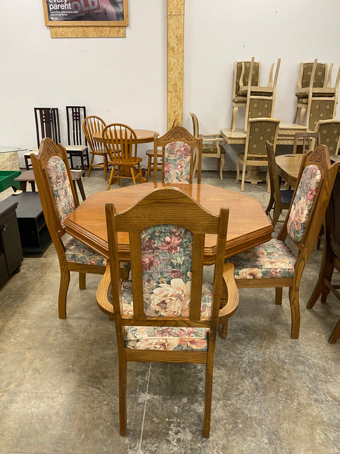 5 Piece Oak Floral Dining Set