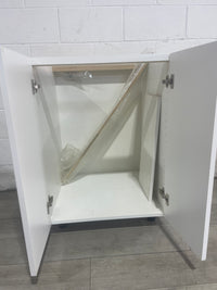 bottom kitchen cabinet