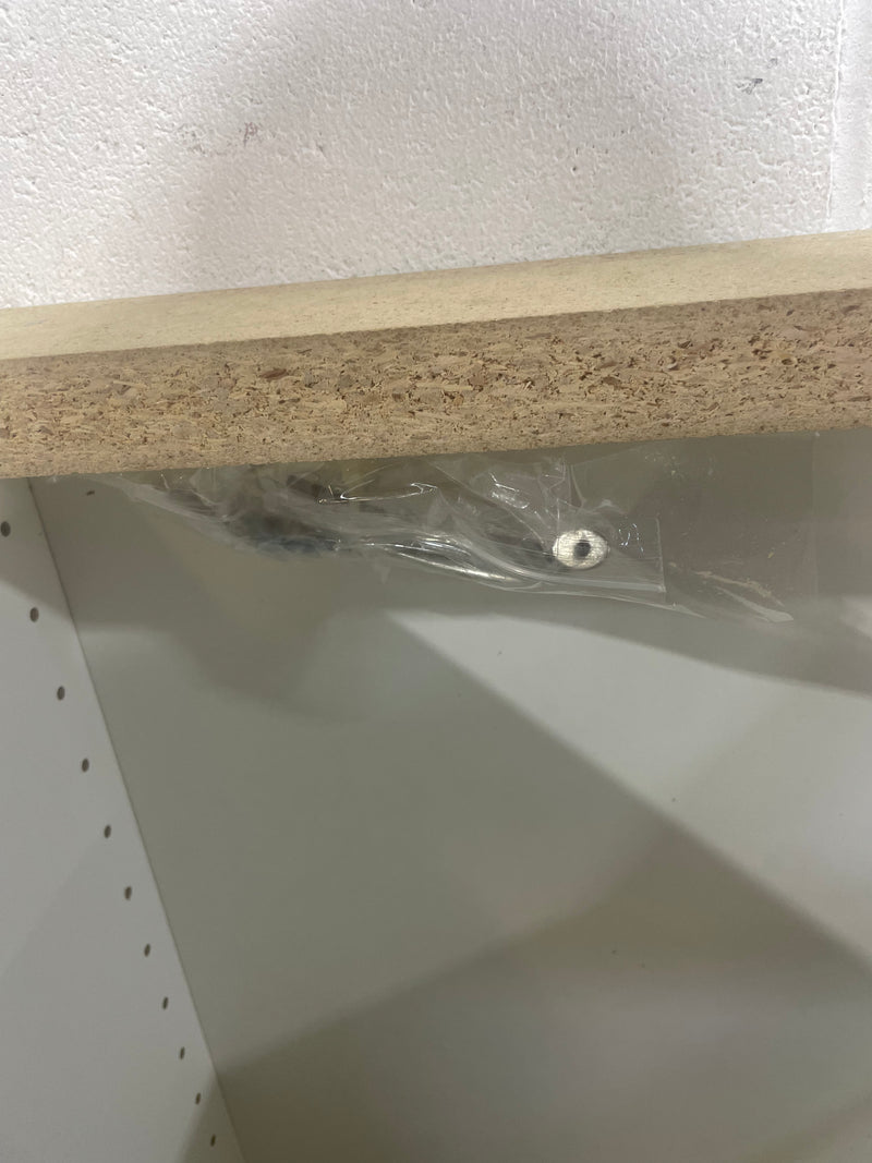 bottom kitchen cabinet