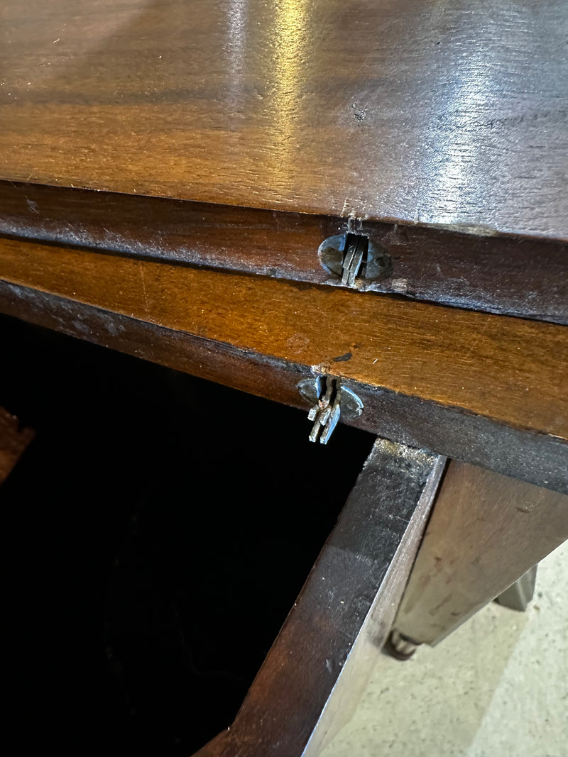 Martha Washington Colonial Style Mahogany Sewing Stand Side Table Cabinet