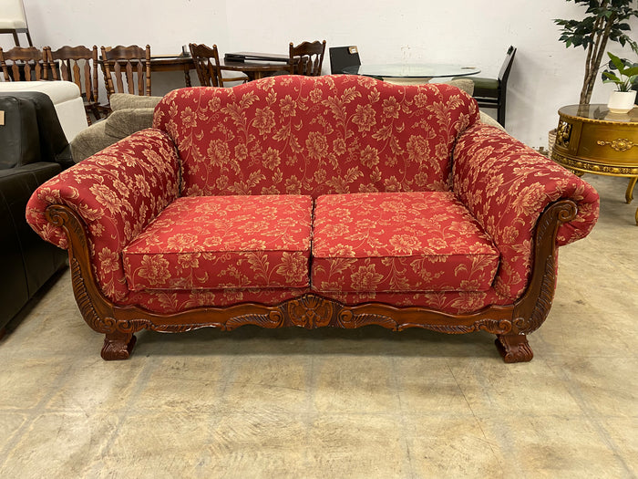 Traditional Red Floral Patterned Loveseat