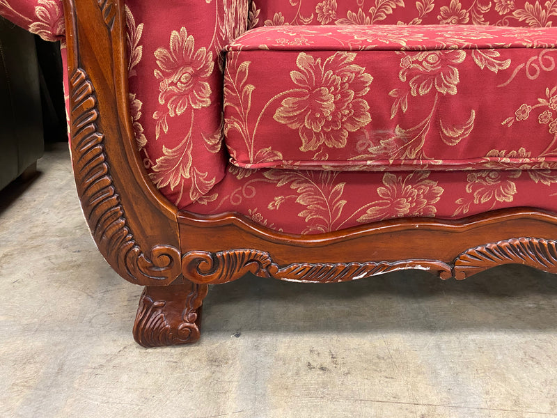Traditional Red Floral Patterned Loveseat
