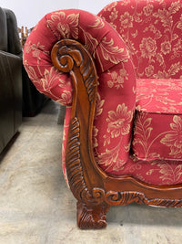 Traditional Red Floral Patterned Loveseat