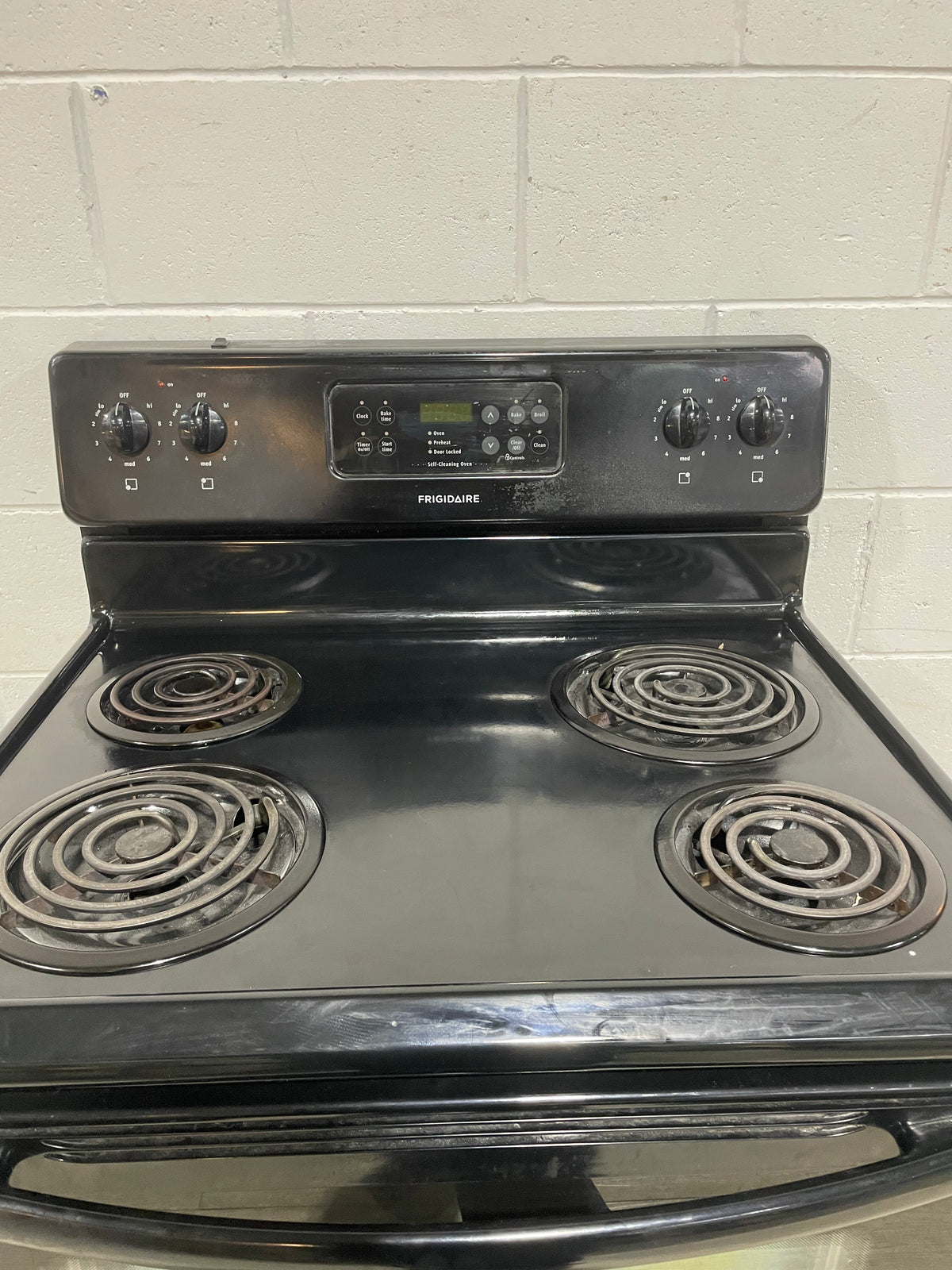 Black Gas Frigidaire Range