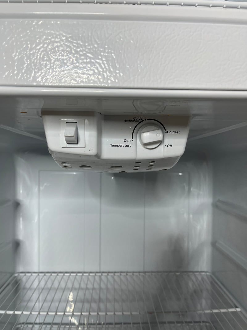 General Electric Top Mount Refrigerator
