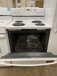 White Amana 4 Burner Stove