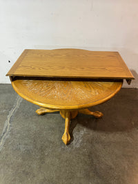 Round Extendable Table