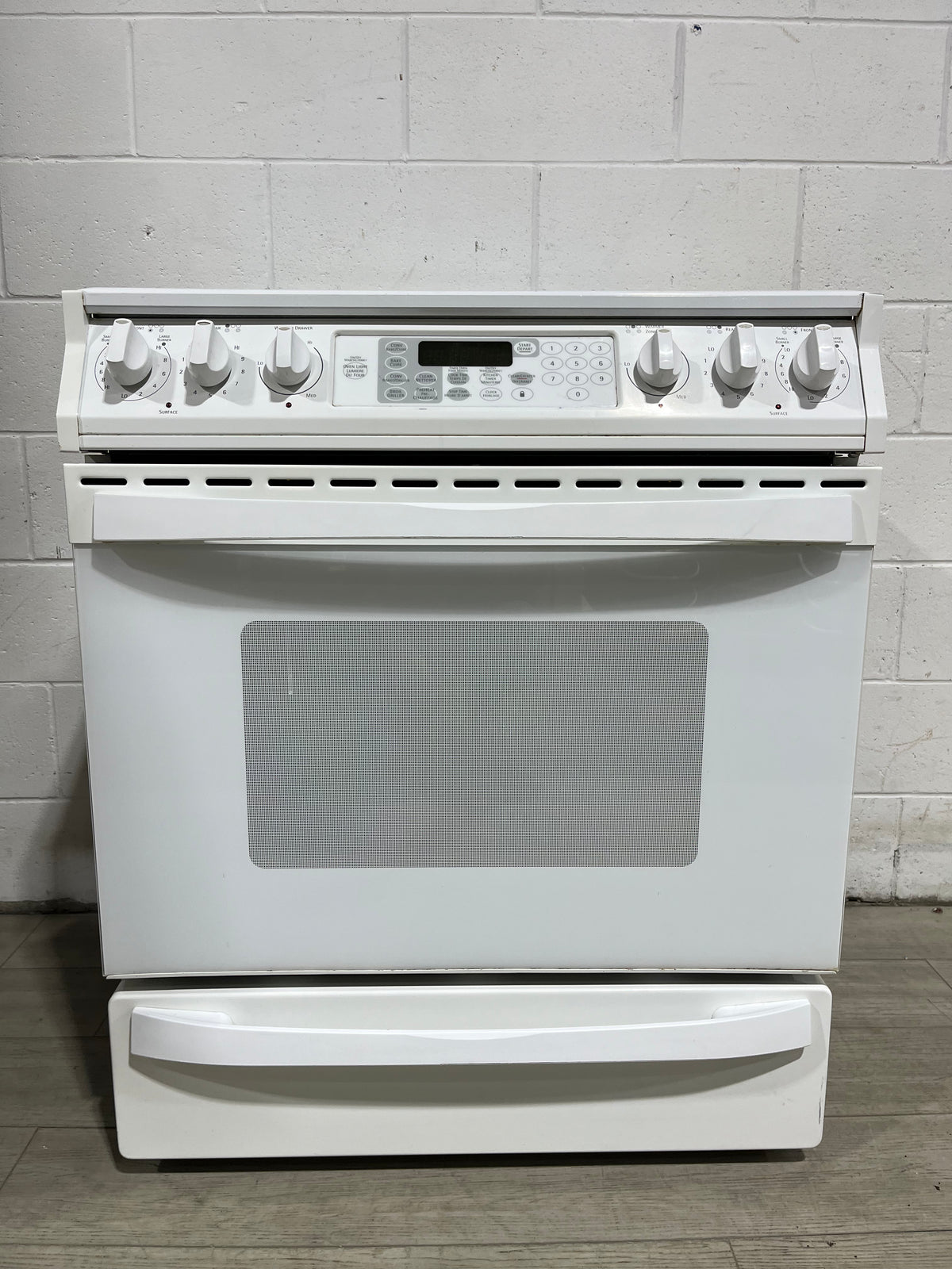 Kenmore Elite Electric Stove and Oven