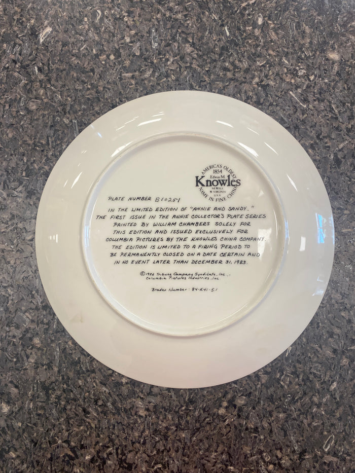 1982 Annie and Sandy Collector's Plate