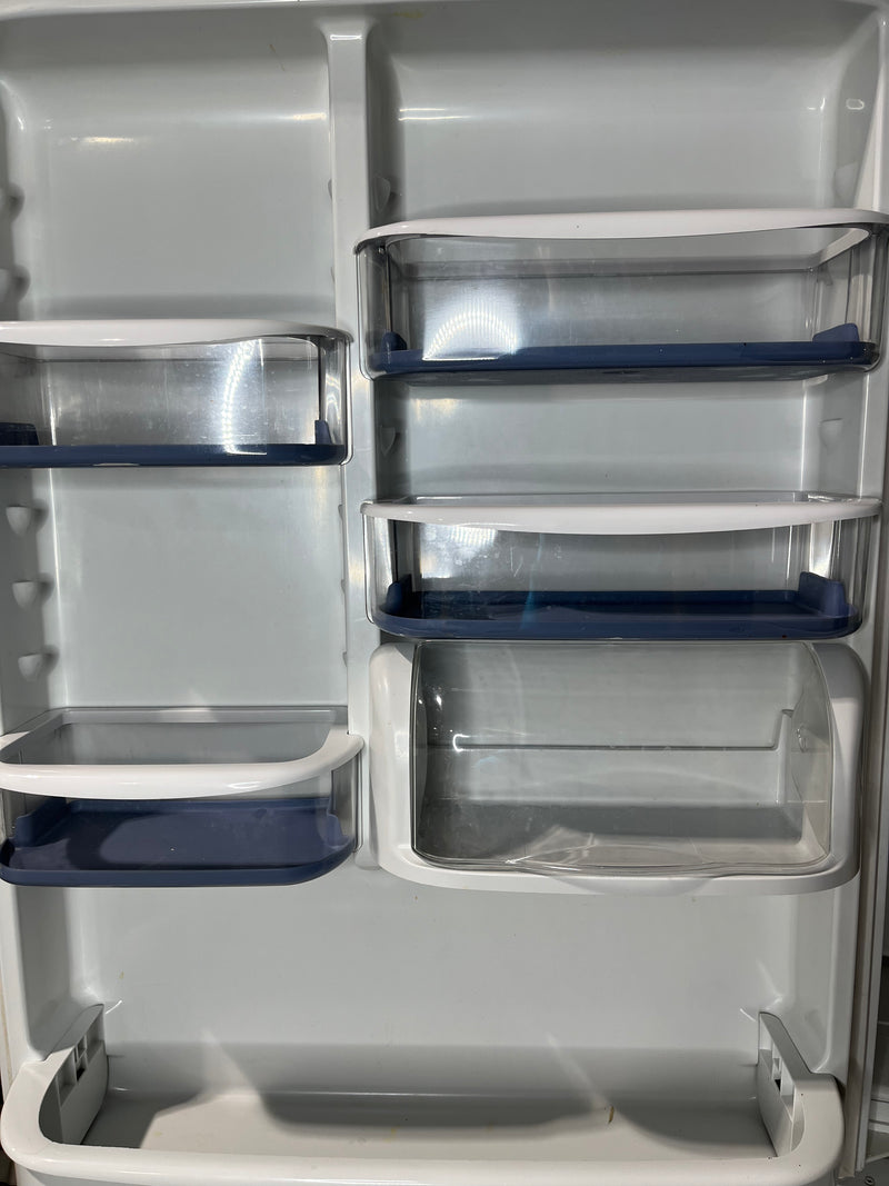 Kenmore Fridge w/ Freezer